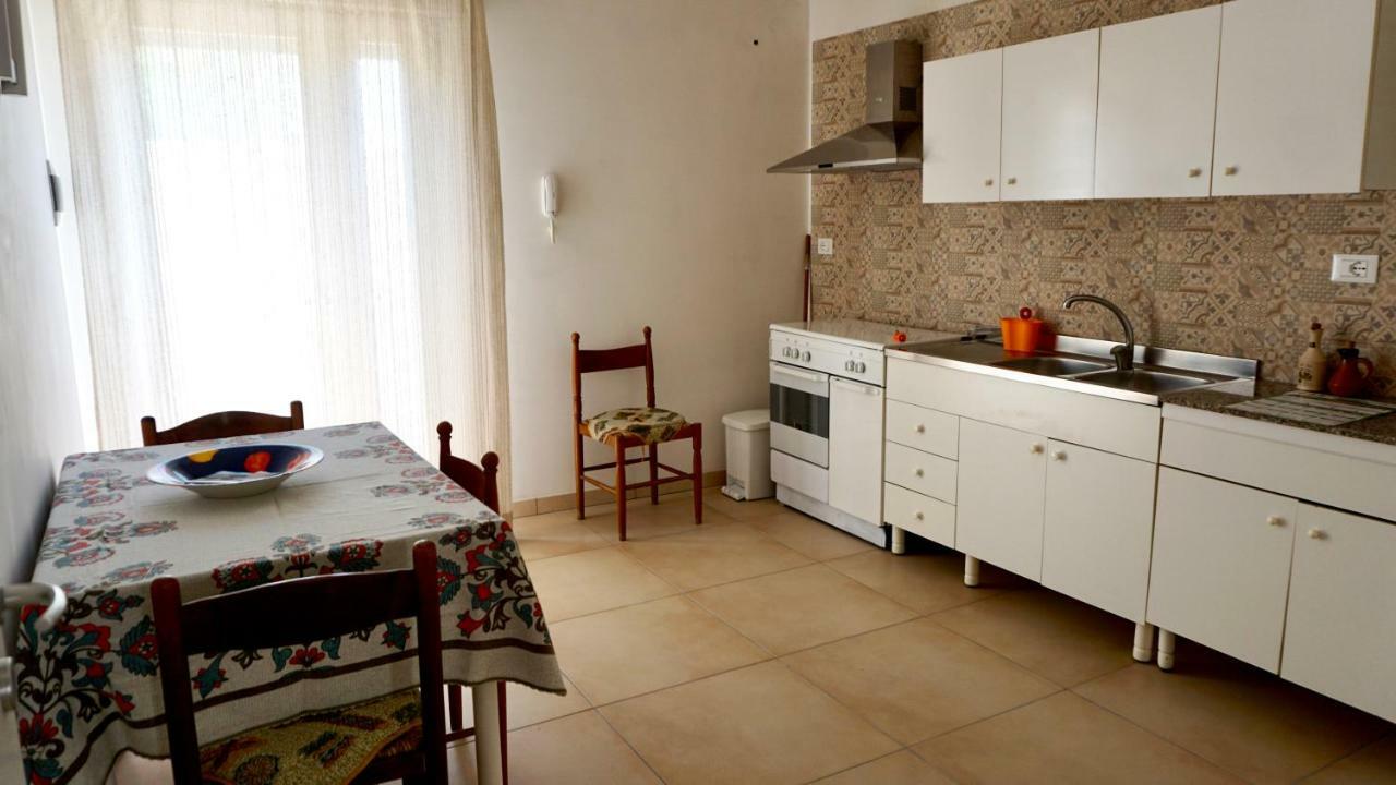 Appartamenti Torre Lapillo Eksteriør billede